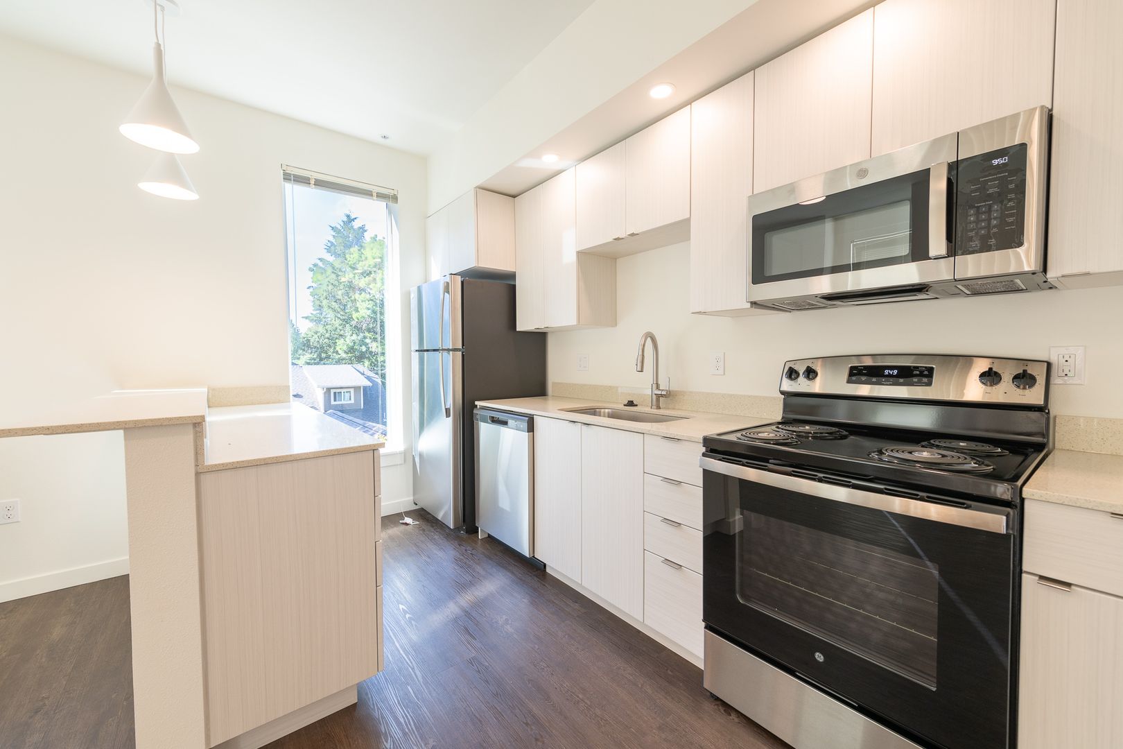 Portland Apartment: 831 NE 29th