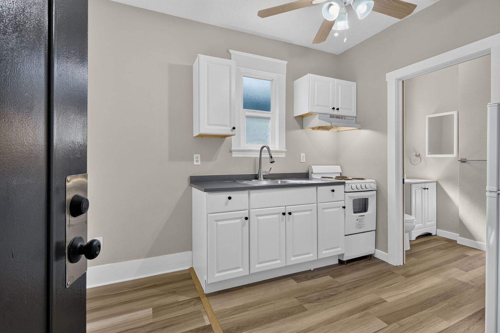 Portland Apartment: 6020 NE Glisan