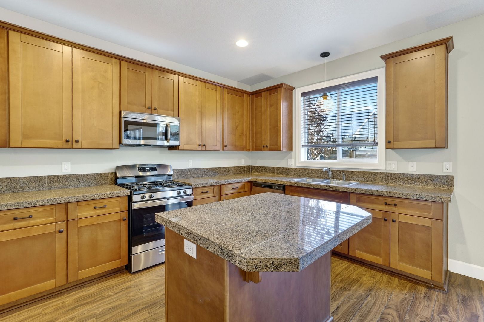 Sandy House: 19112 Arletha Ct