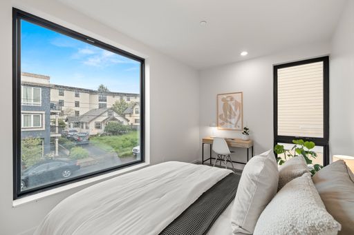 1615 N Willis Blvd #130 | Willis Rowhouses: 1/2 off 1st month's rent! – photo 1