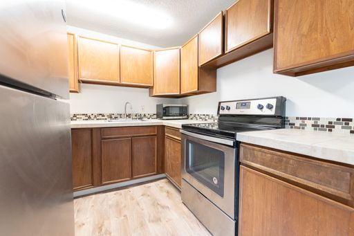 2609 SE 25th Ave. – photo 1