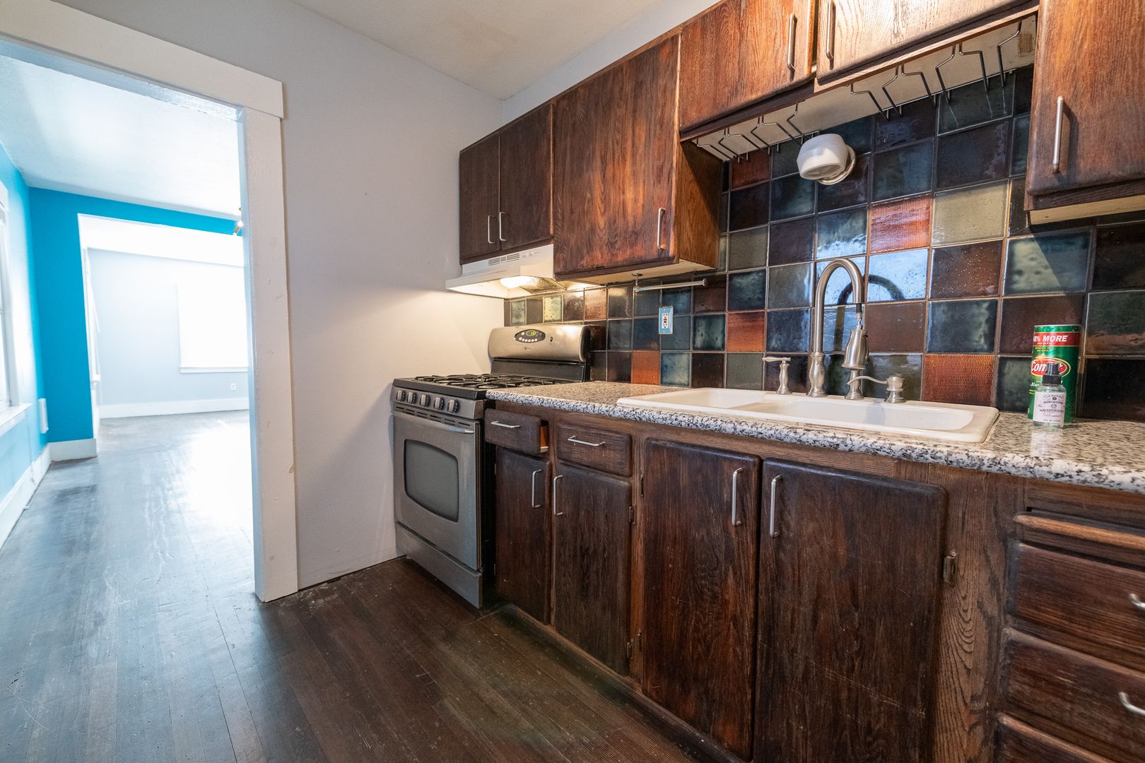 Portland Apartment: 1404 SE Madison