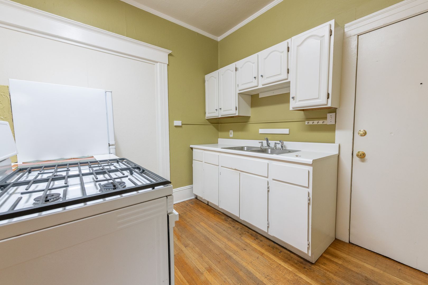 Portland Apartment: 1404 SE Madison