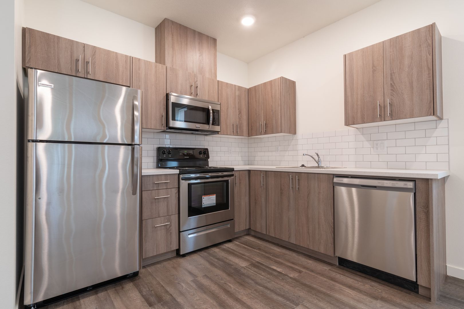Portland Apartment: 2630 NE Dekum