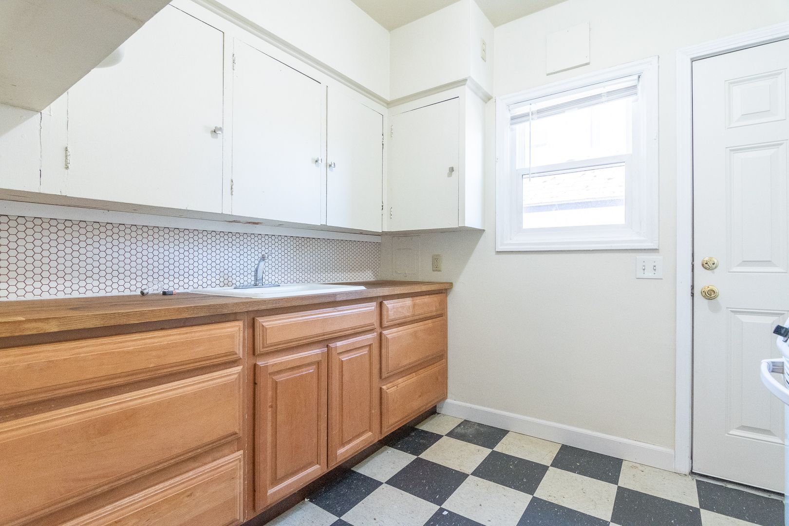 Portland Apartment: 5130 N Williams