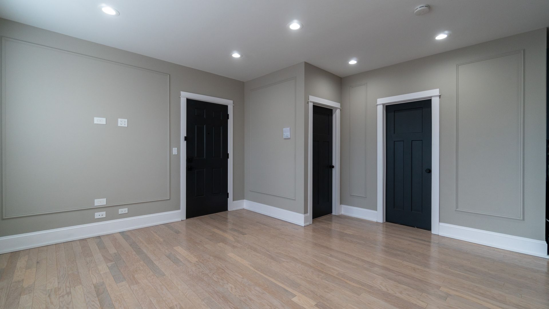 Chicago Apartment: 5404-06 N. Paulina