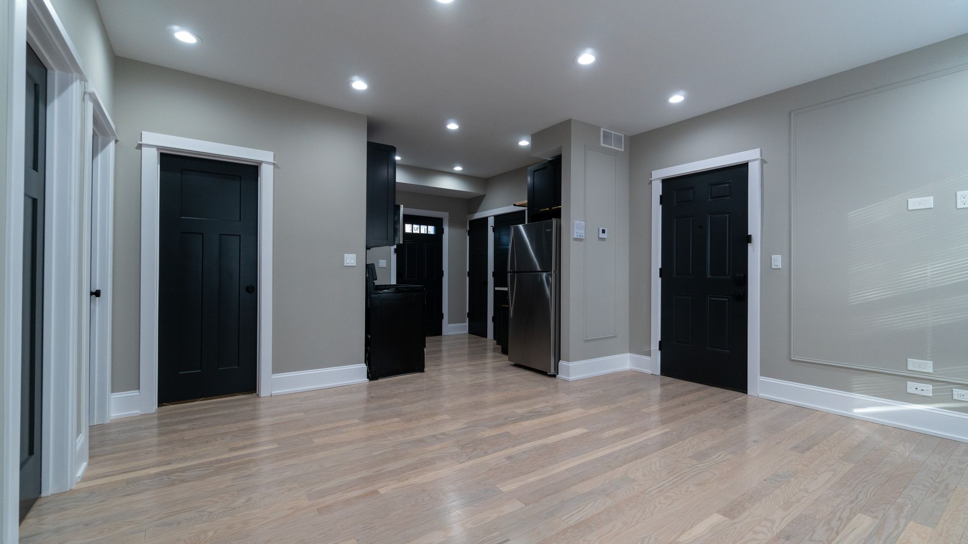 Chicago Apartment: 5404-06 N. Paulina