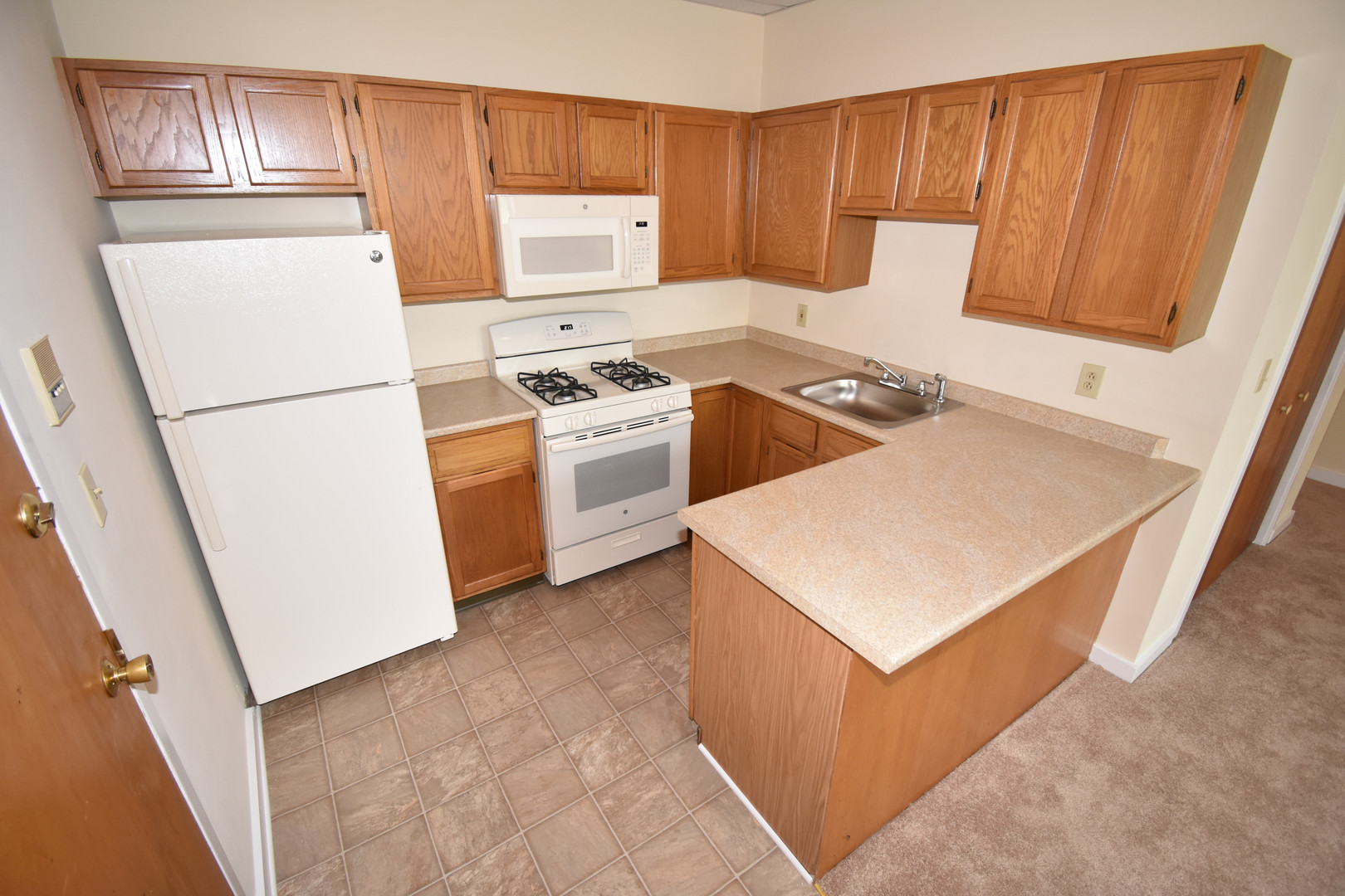 Seymour Apartment: 41 Deforest Street