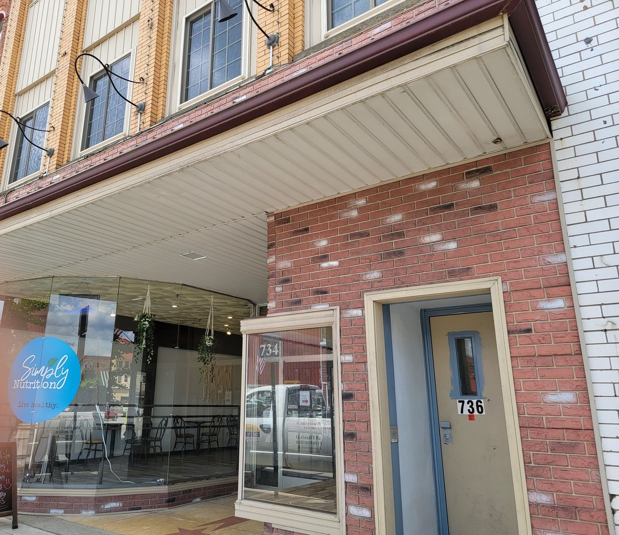 Indiana Apartment: 736 Philadelphia St