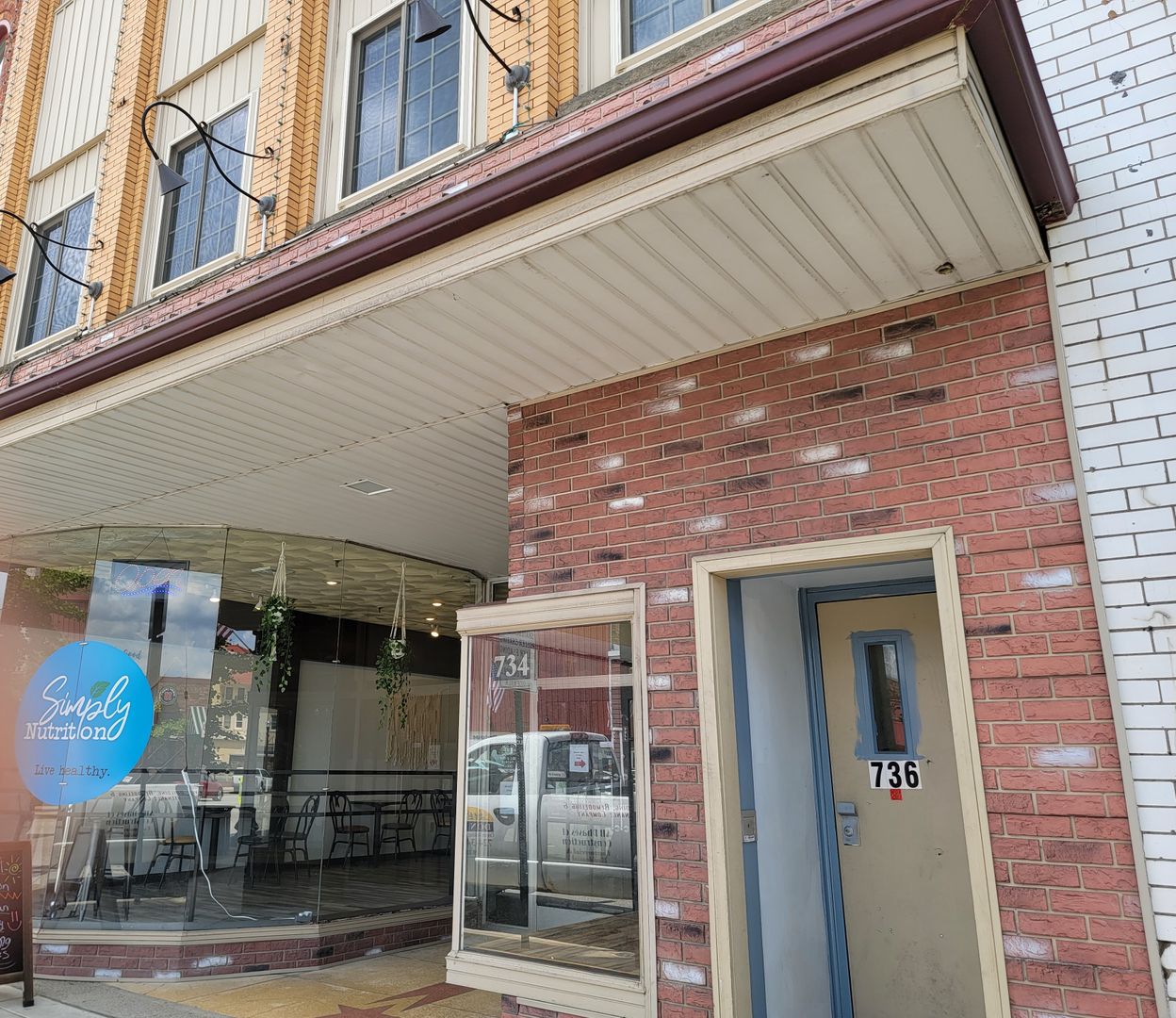 Indiana Apartment: 736 Philadelphia St