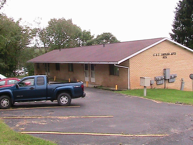 Indiana Apartment: 875 Fairview Ave.