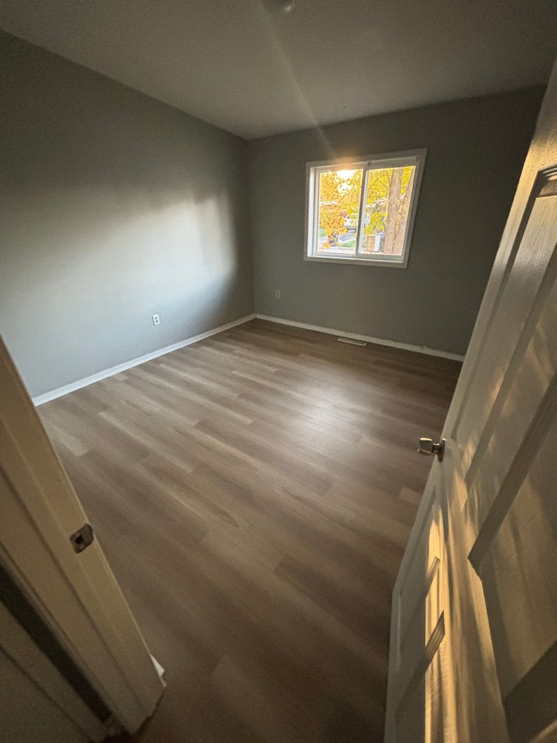 Sgt. Bluff House: 1348