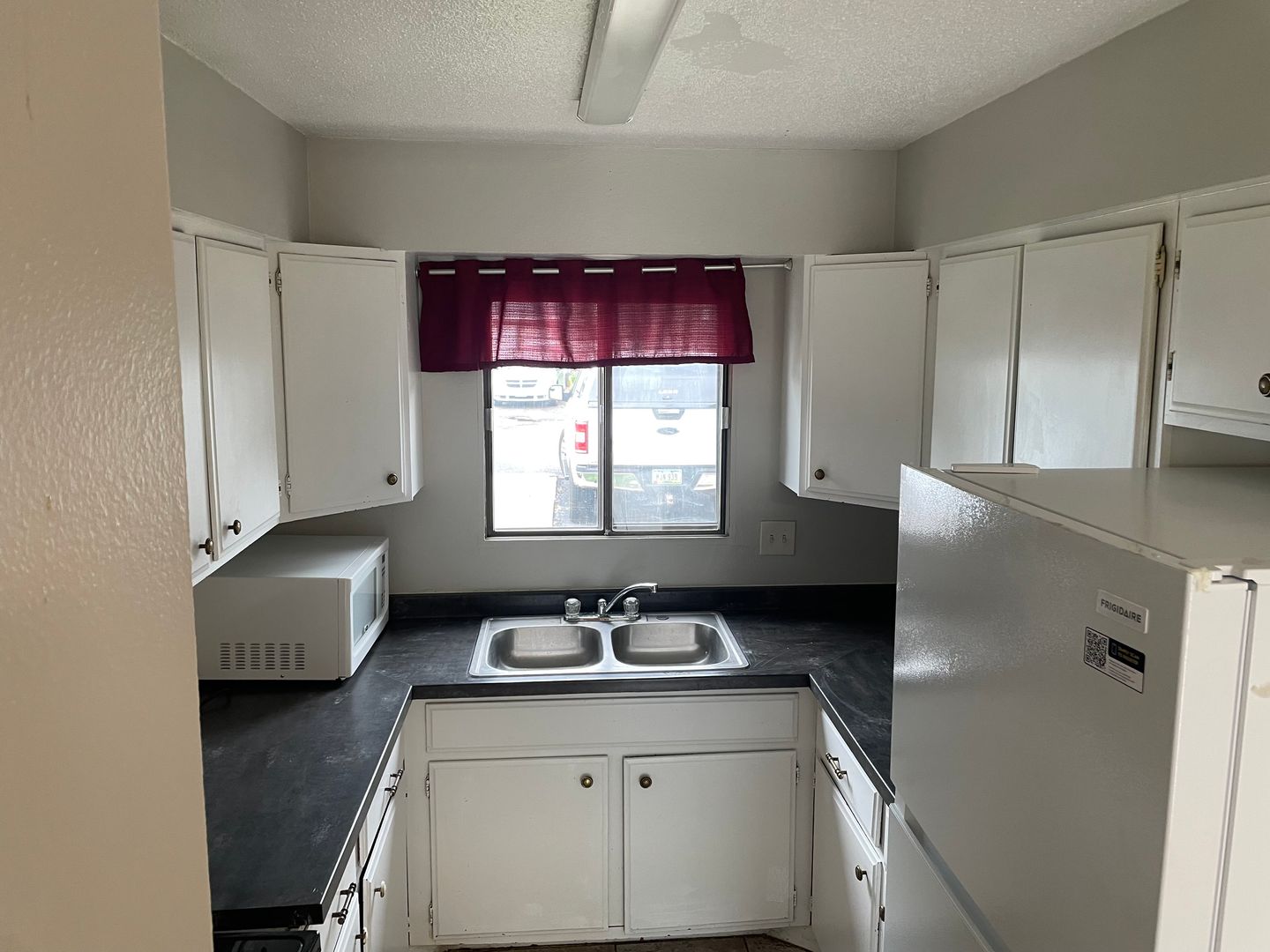 Sergeant Bluff Apartment: 205 B. St.
