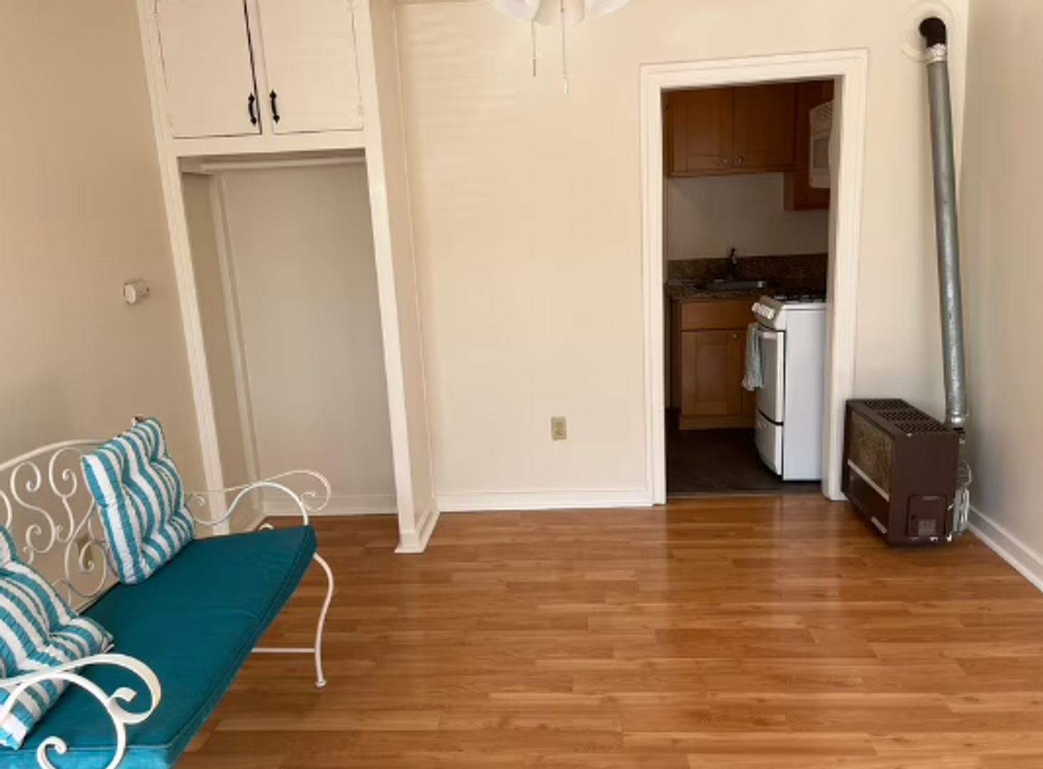 San Leandro Apartment: 1656, 1670 & 1680 - 150th Ave