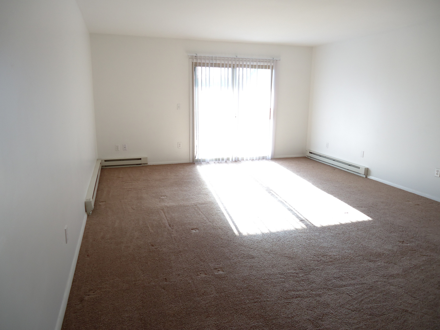 Plainfield Apartment: 125-141-145 Cemetery Road