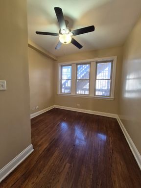 208 N Kenneth Ave, 208-1E, Chicago, IL 60624