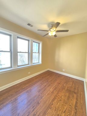 202 N Kenneth Ave, 202-2N, Chicago, IL 60624