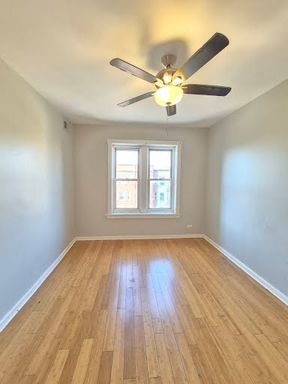 5735 W Washington, 5735-3, Chicago, IL 60644
