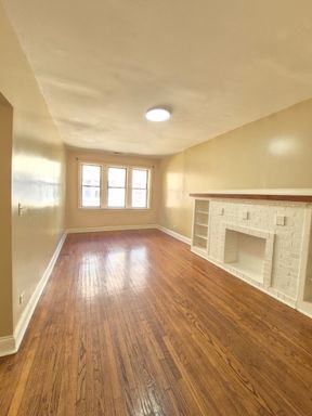 206 N Kenneth Ave, 206-2E, Chicago, IL 60624