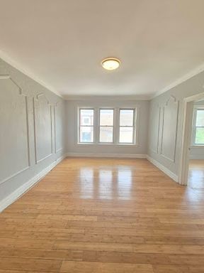 5723 W Washington, 5723-1, Chicago, IL 60644