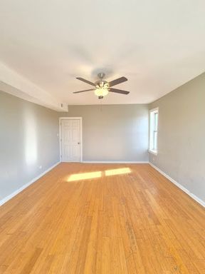 5735 W Washington, 5735-3, Chicago, IL 60644
