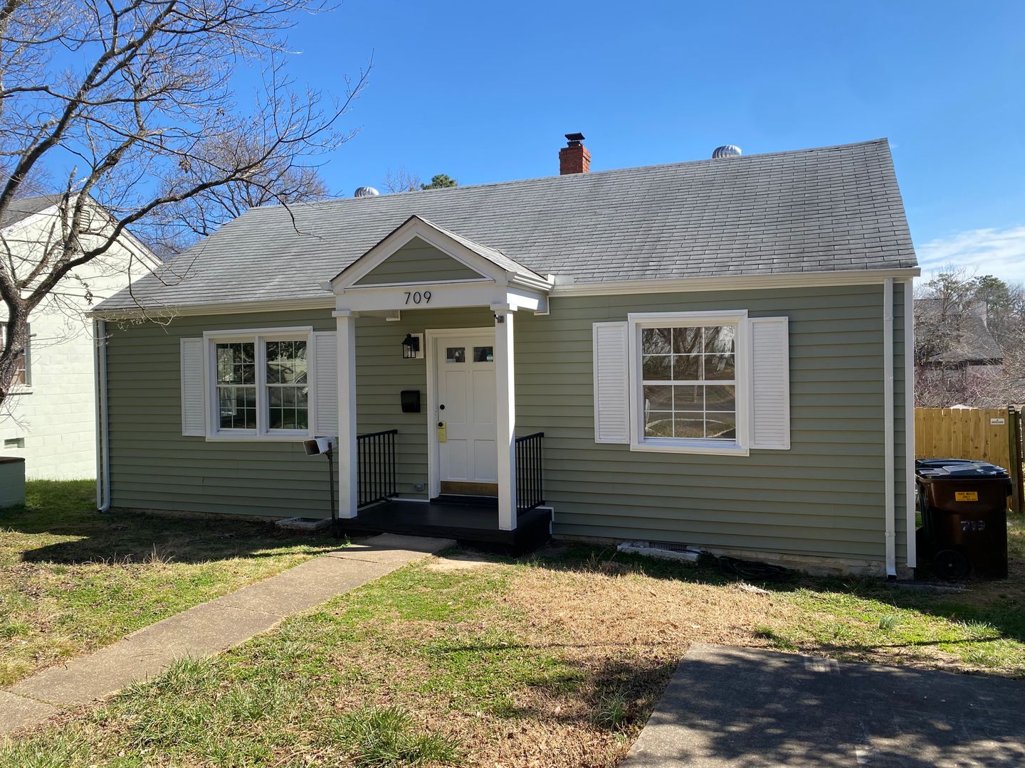 Richmond House: 709 W. 49th Street