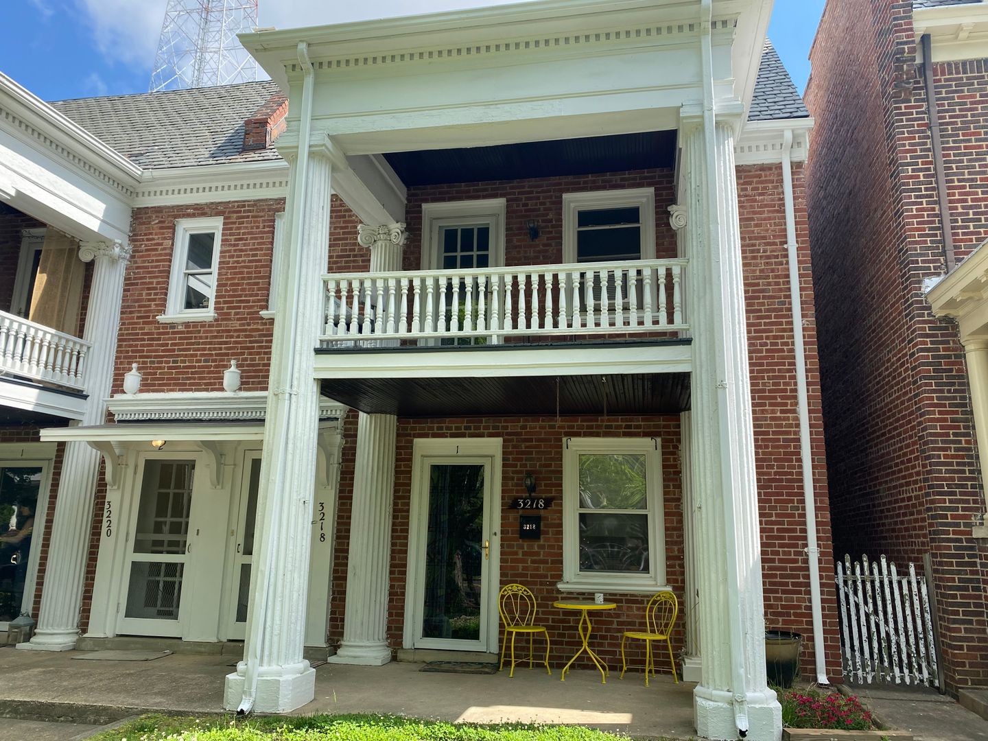 Richmond Apartment: 3218 W. Grace Street