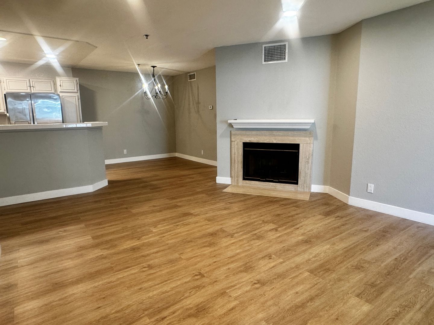 Oak Park Condo: 5837 Oak Bend Ln. #208