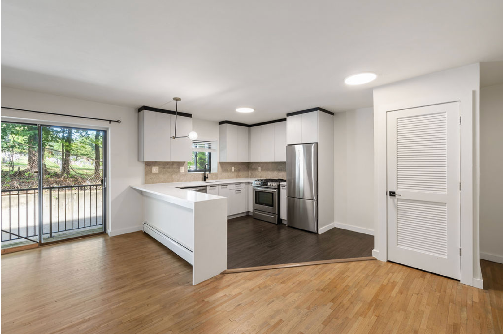 Nyack Apartment: 197 Sickles Ave