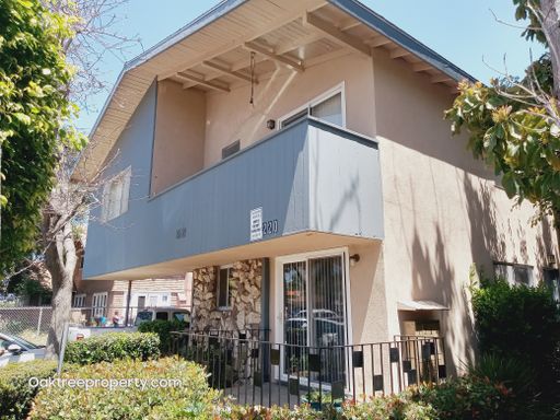 Historic Downtown Apartment 1st floor corner unit 1 bedroom with patio in Oxnard! – photo 1