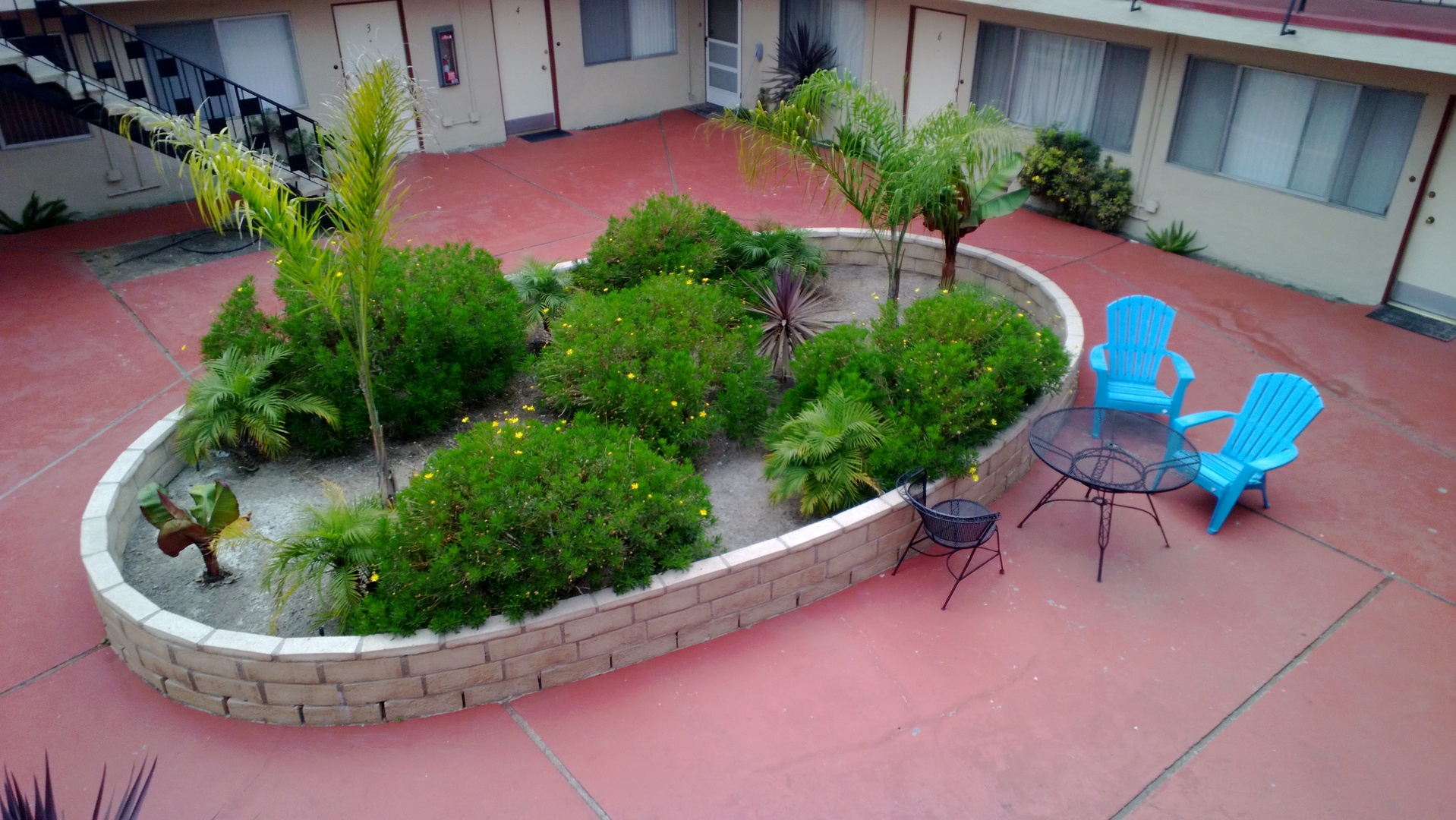 Oxnard Apartment: 1315 Devonshire Drive