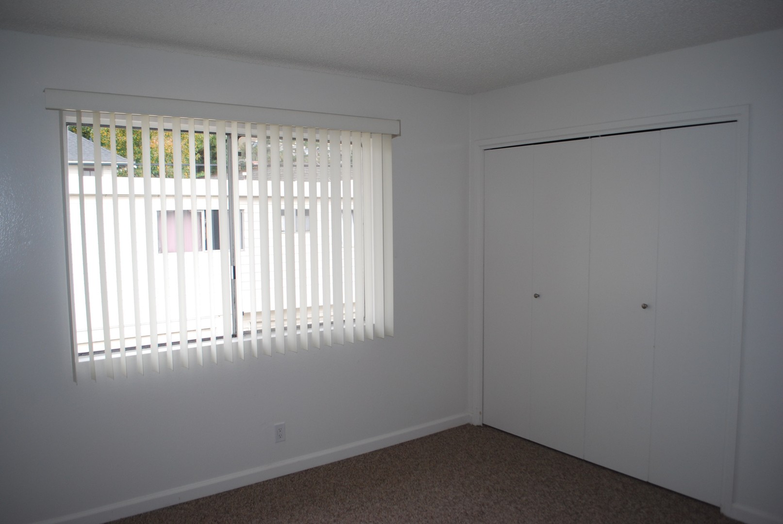 Ventura Apartment: 135-153 S. Hemlock Street