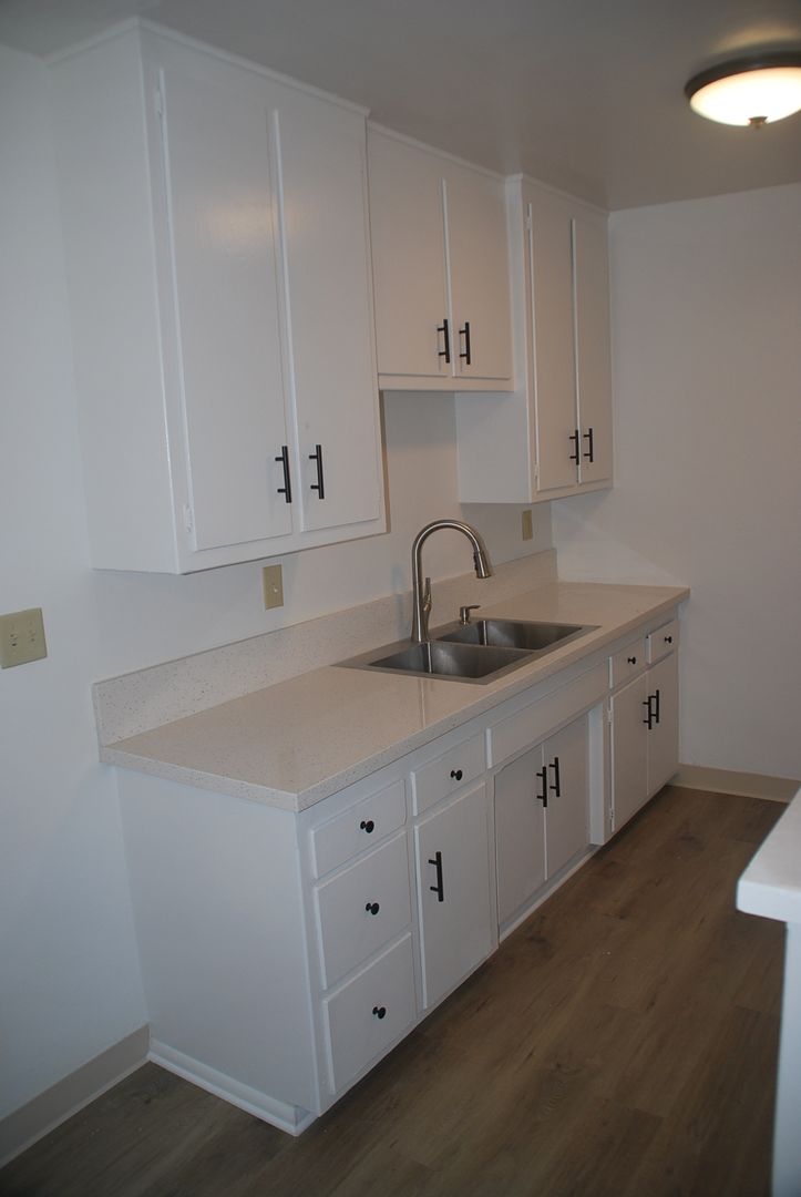 Oxnard Apartment: 220 S. E Street, #1-8