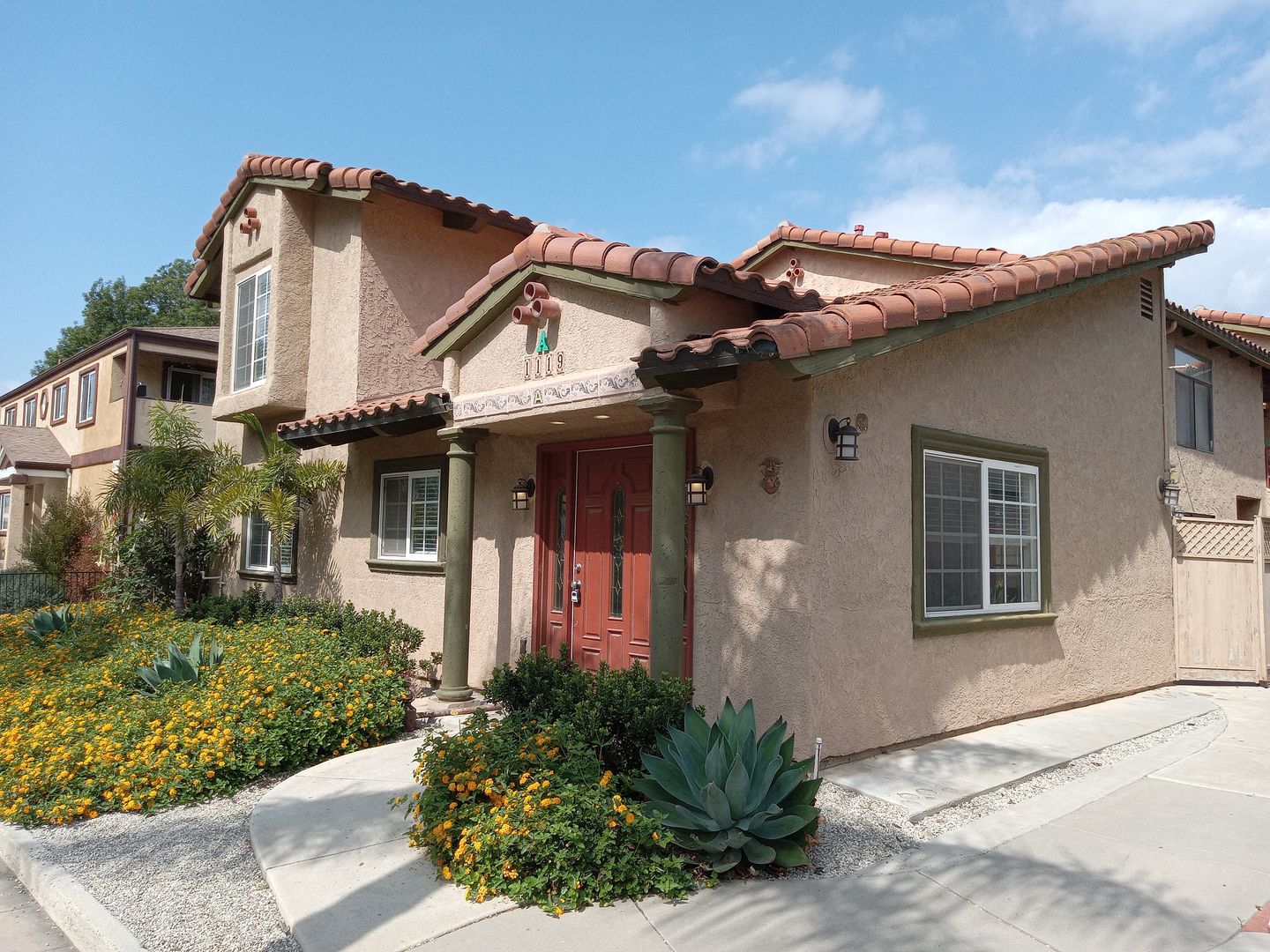 Santa Paula Apartment: 1119 E. Ventura Street, A - D