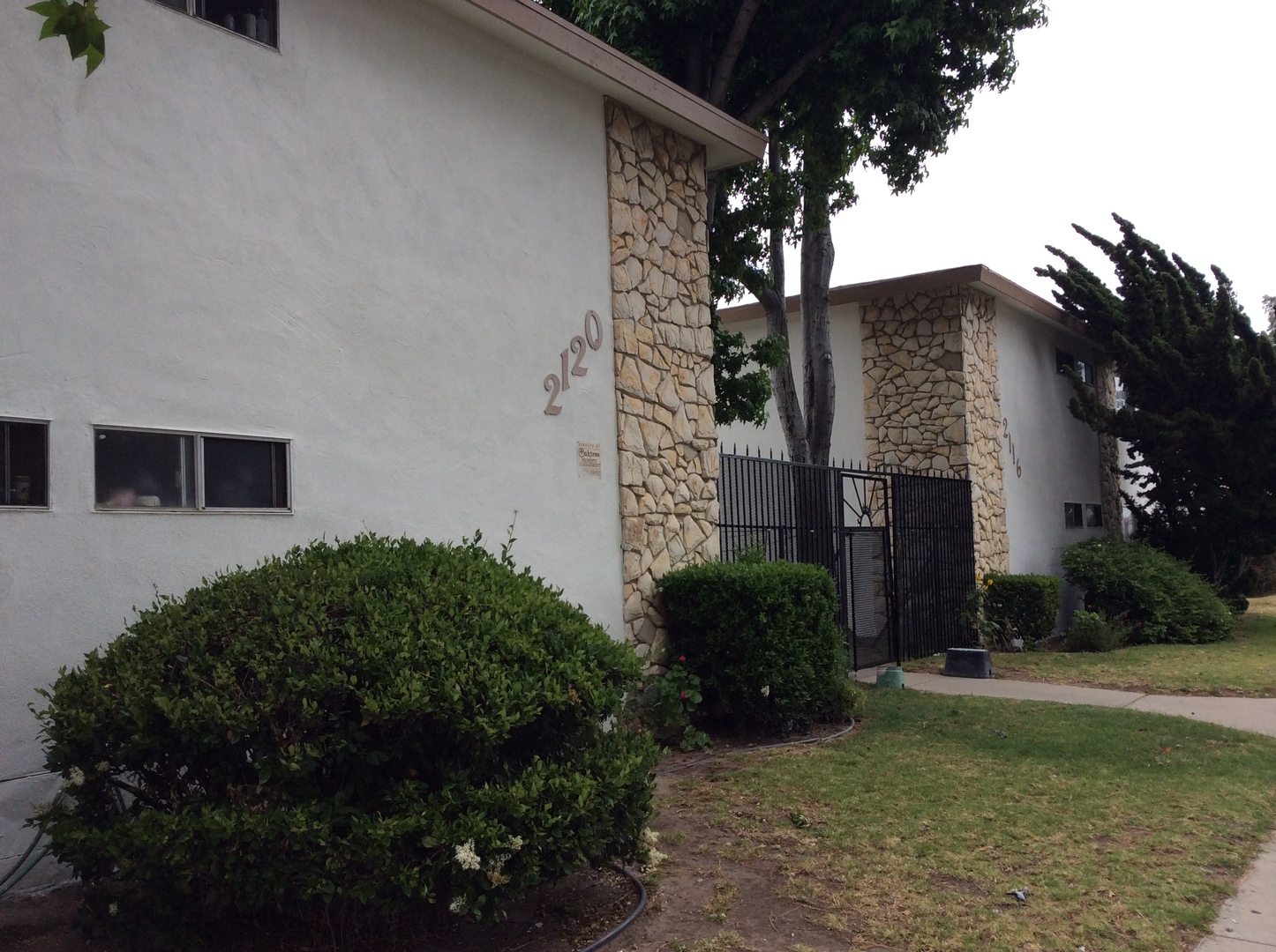 Oxnard Apartment: 2116 N. Ventura Road