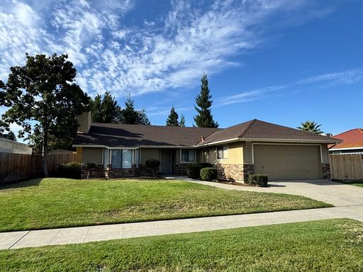 2370 Robinwood Ave. (Barstow/Armstrong) – photo 1