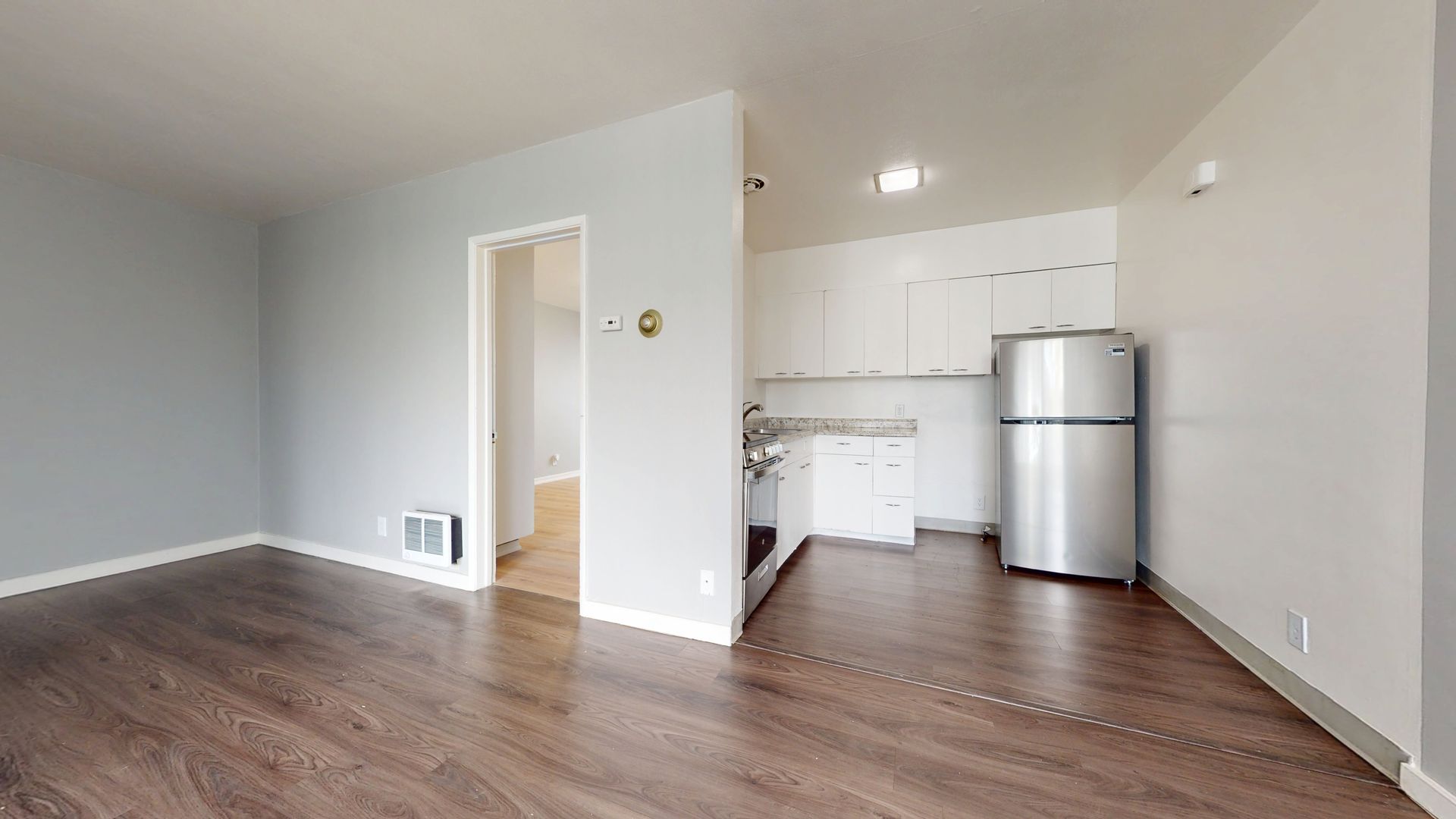 Oakland Apartment: 444 28th St
