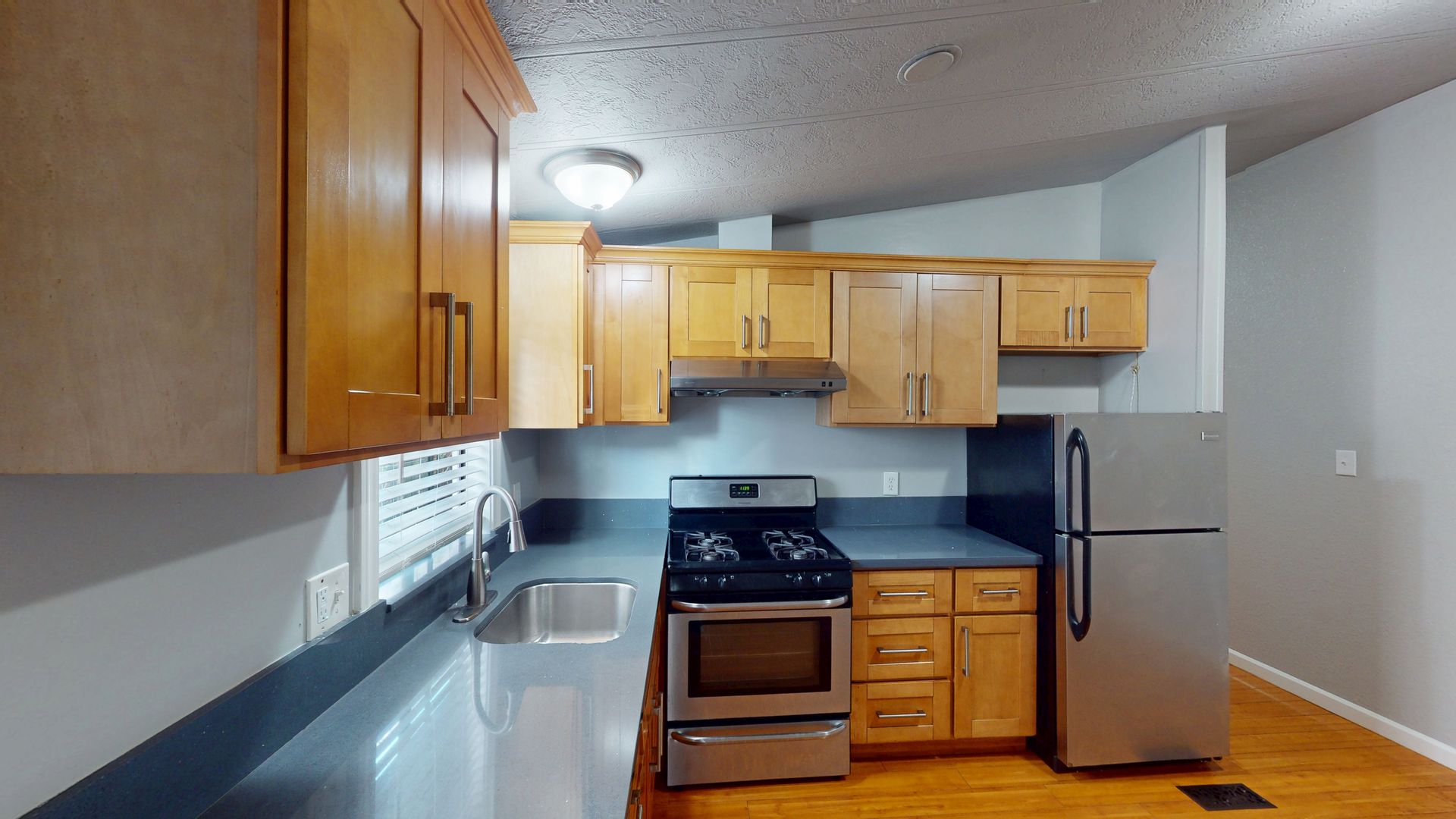 Oakland Apartment: 2219 - 2225 23rd Avenue