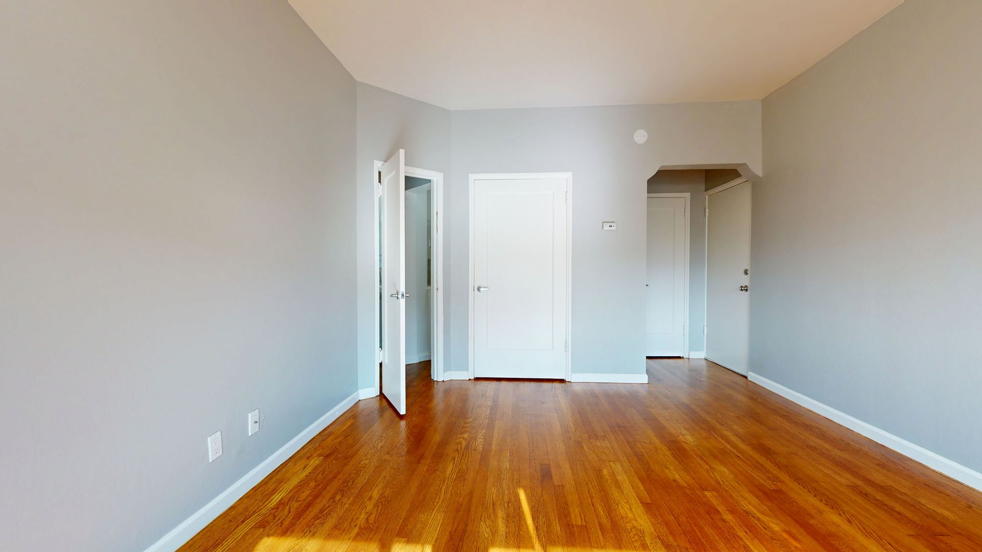 Oakland Apartment: 454 34th St