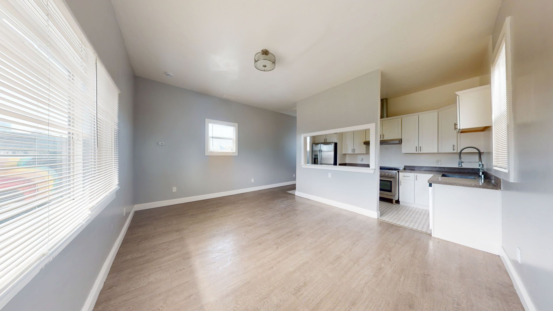 Oakland Apartment: 2323 Martin Luther King Jr Way