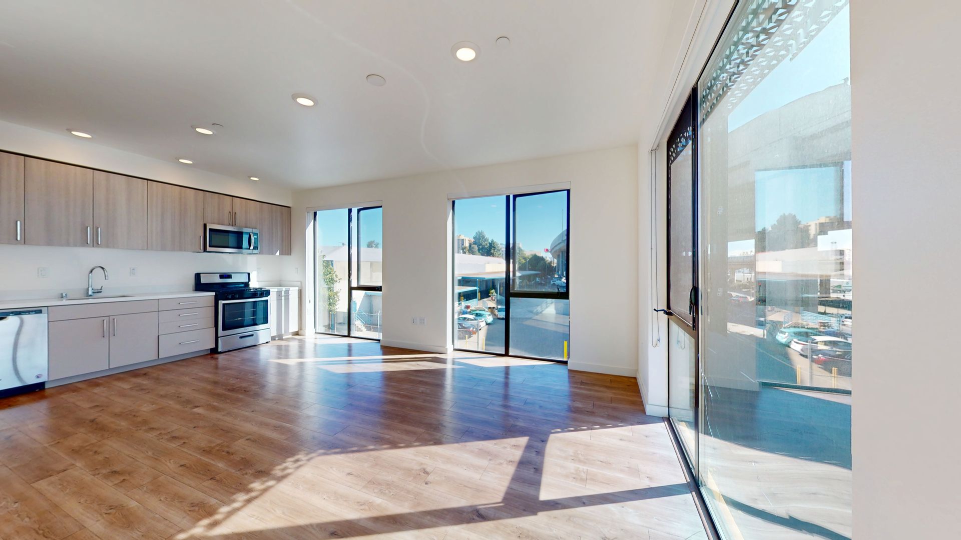 Oakland Apartment: 532 Union St