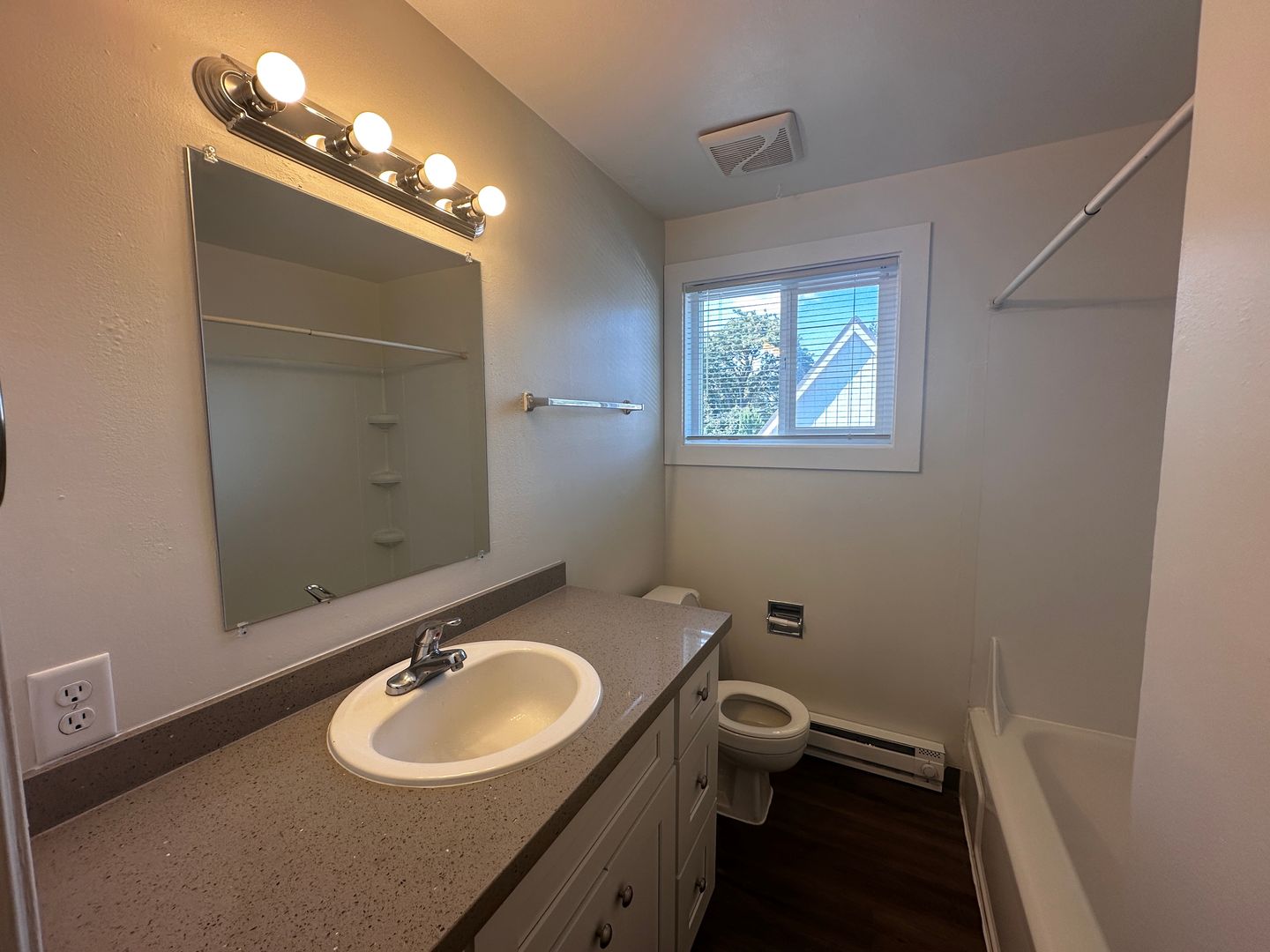 Monmouth Apartment: 130-150 Monmouth Ave South