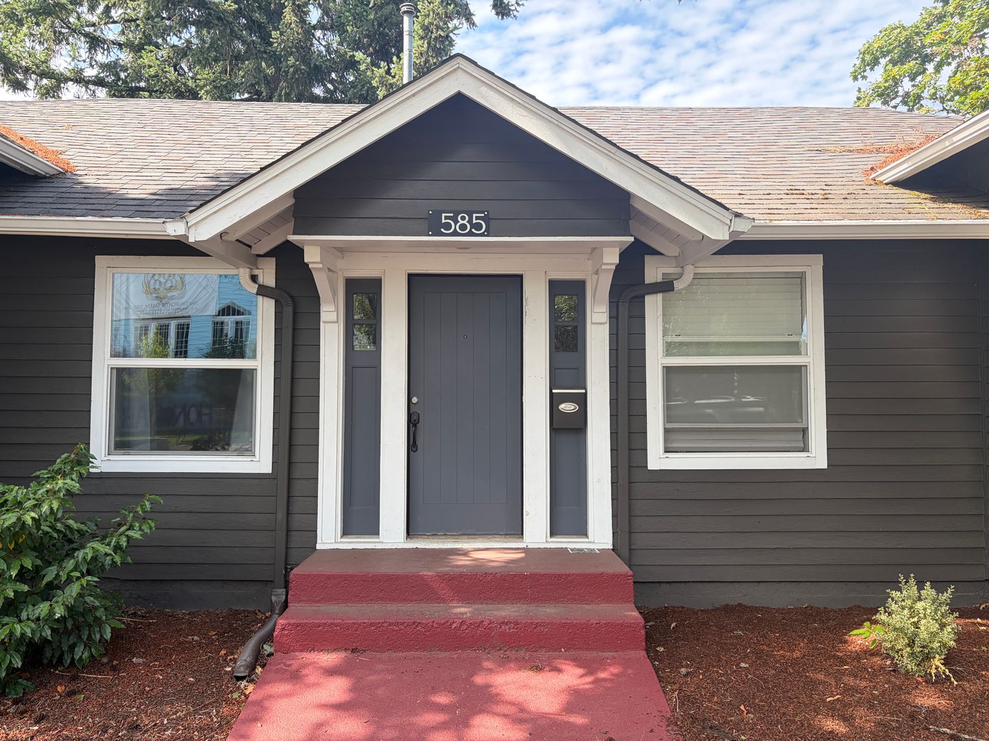 Salem Apartment: 581, 585, 595 Highland Ave NE