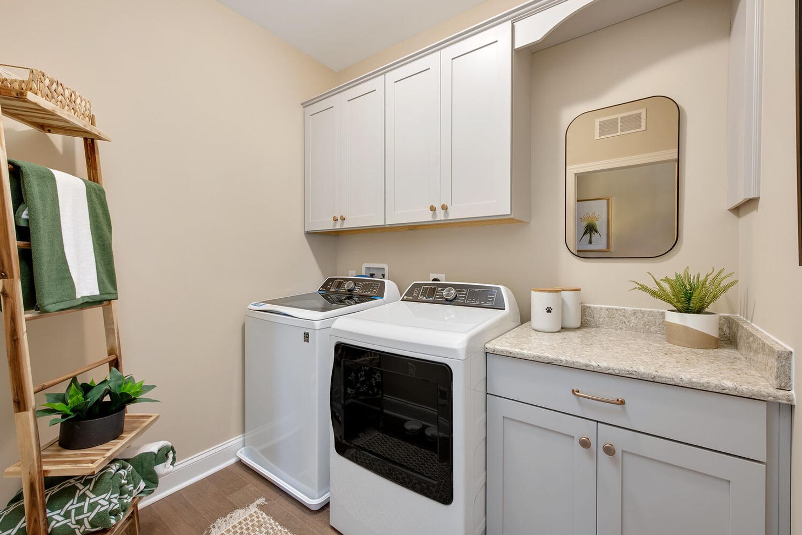 Laundry room at 26018 Kielbasa Ct. - Hailey's Glen