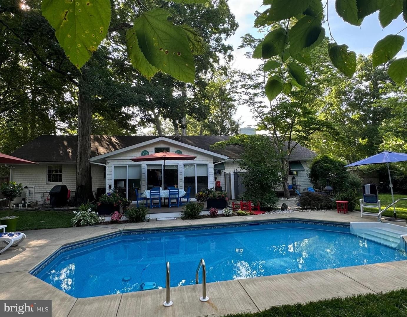 Pool at 106 Kingsbridge Rd - Rehoboth Beach Yacht and Country Club (2 of 4)