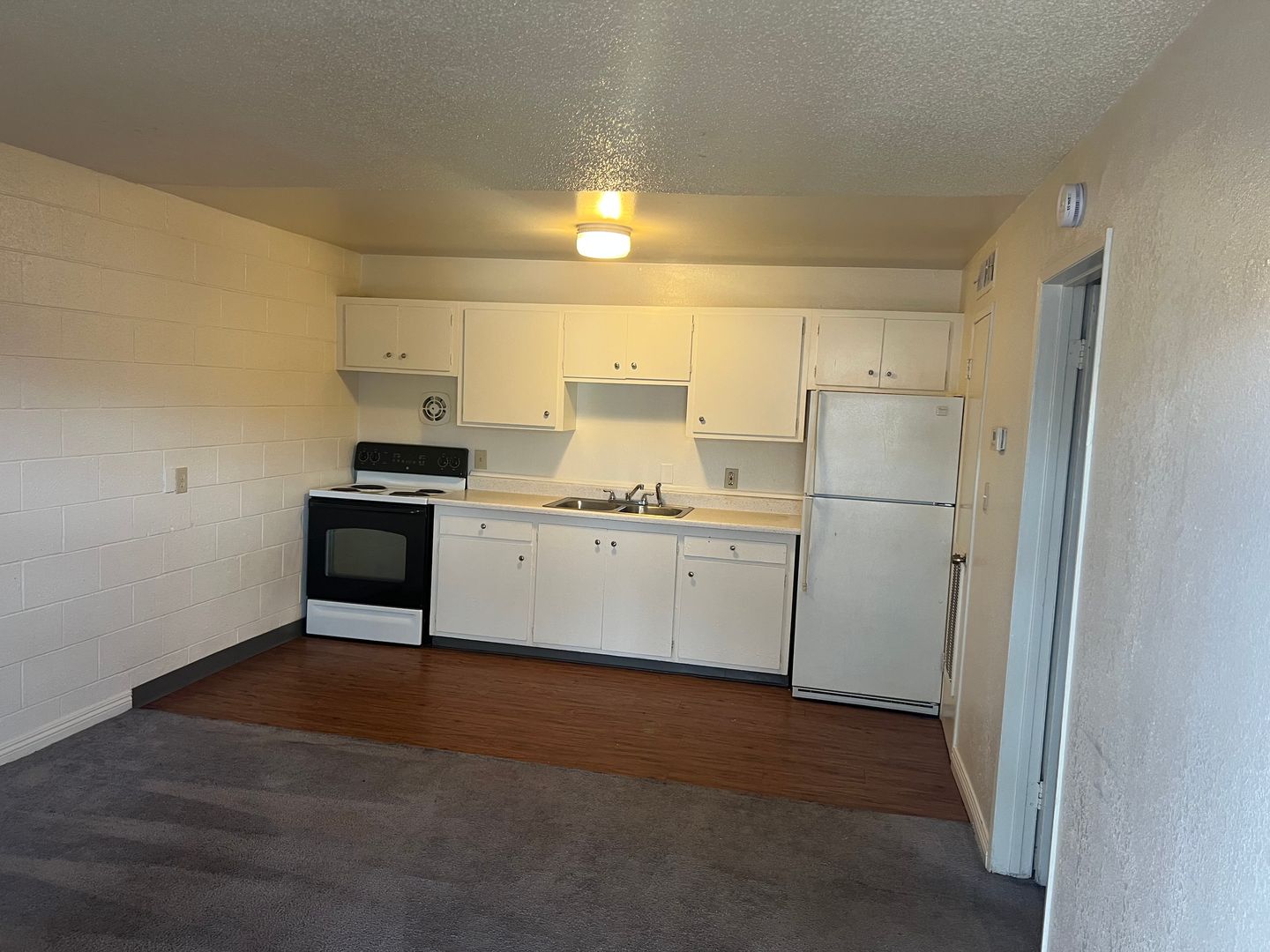 Las Vegas Condo: 3726 Hazelwood St. #18