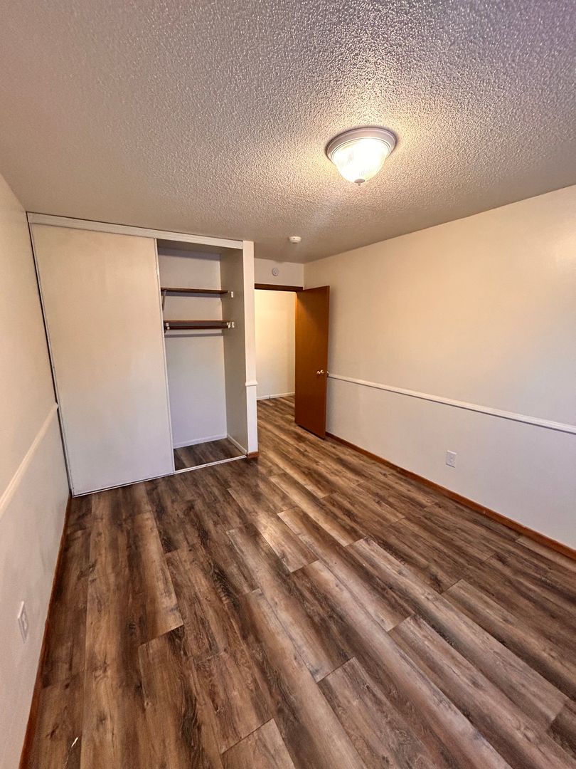 Mounds View Apartment: 2651 Mounds View Blvd