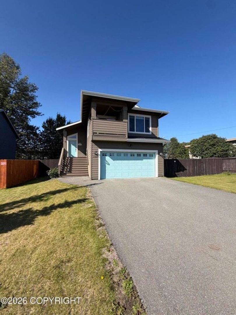 Anchorage House: 1006 Northpointe Bluff Dr.