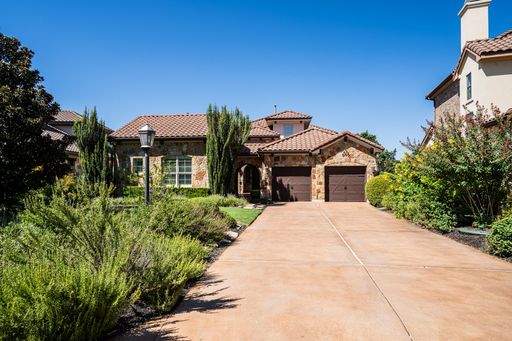 121 Feritti Dr