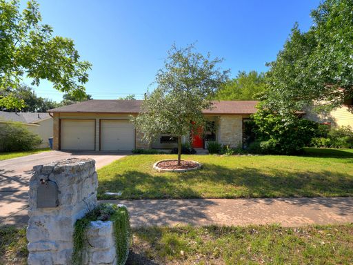Great House with 4 Bedrooms – photo 1